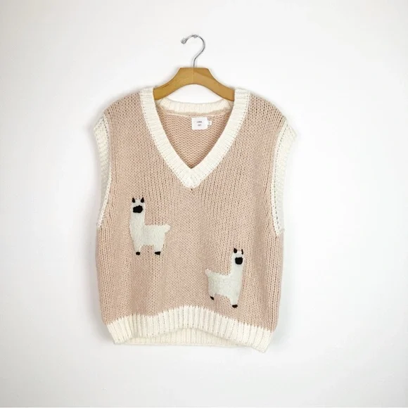 Women's V-Neck Sweater Vest - Cream/Taupe with Llama Design - Picture 7 of 7